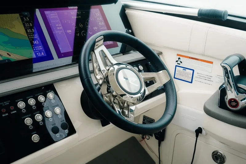 Slide: The Image of Sea Ray Sundancer 320 2022 - 23