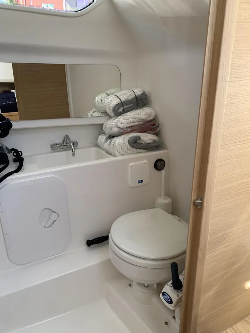 Slide: The Image of Nimbus T9 2023 - 3619969