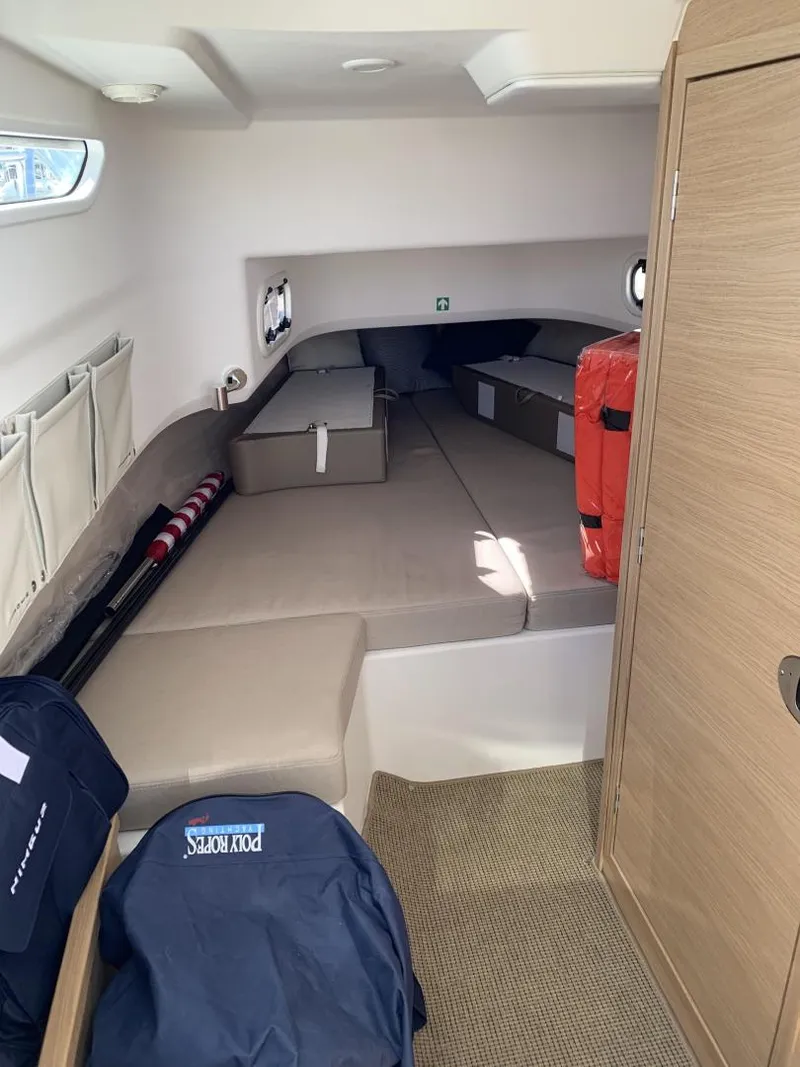 Slide: The Image of Nimbus T9 2023 - 3619970