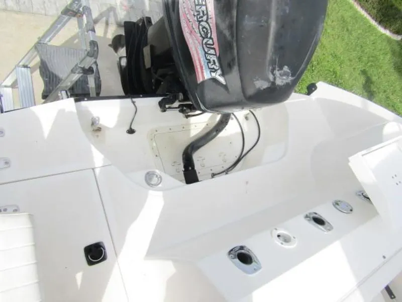 Slide: The Image of Boston Whaler 23 Outrage 1999 - 3620763