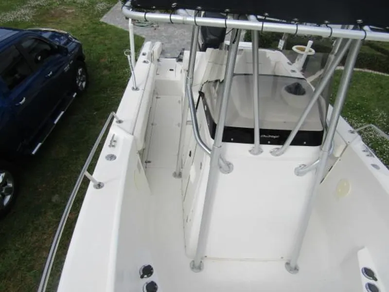 Slide: The Image of Boston Whaler 23 Outrage 1999 - 3620769