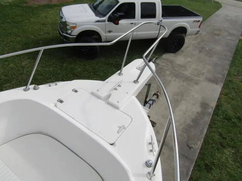 Slide: The Image of Boston Whaler 23 Outrage 1999 - 3620770
