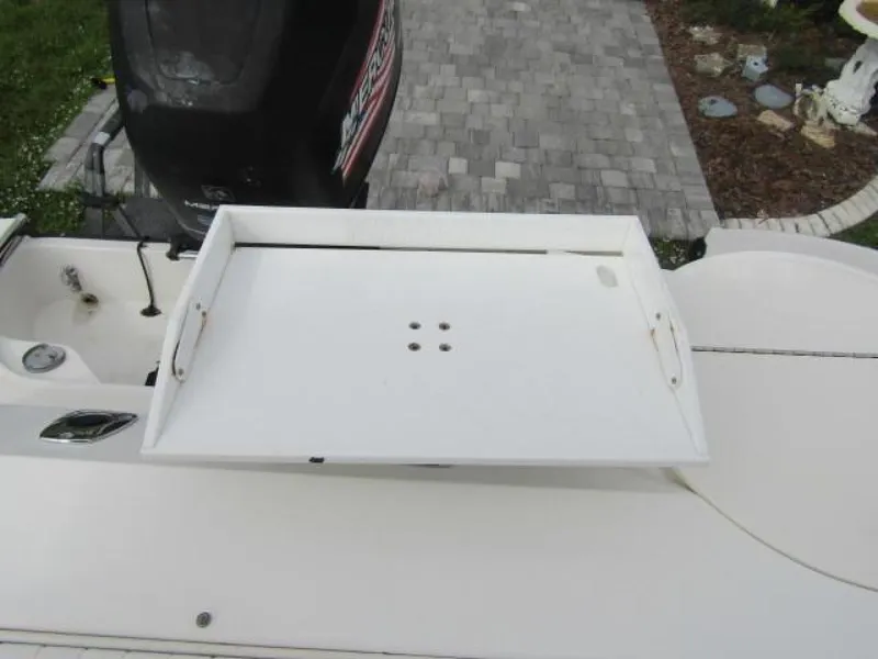 Slide: The Image of Boston Whaler 23 Outrage 1999 - 3620790