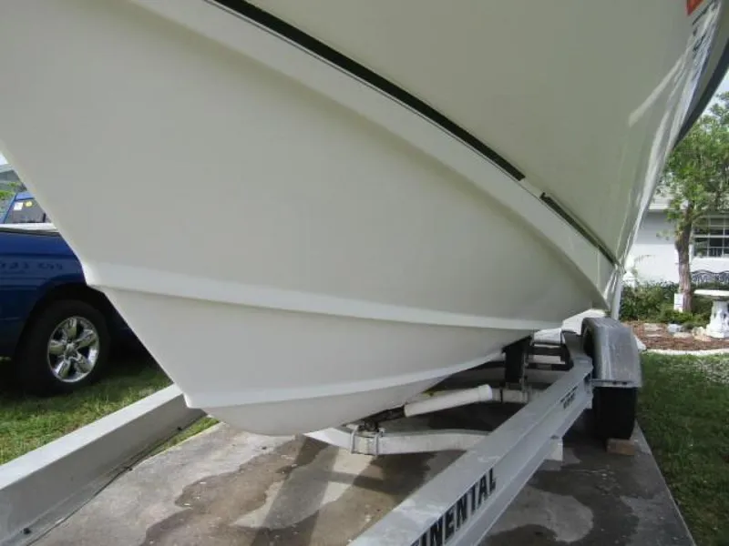 Slide: The Image of Boston Whaler 23 Outrage 1999 - 3620752