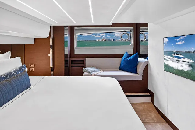 Slide: The Image of Prestige 520 Fly 2022 - 60