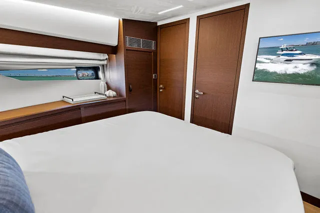 Slide: The Image of Prestige 520 Fly 2022 - 72