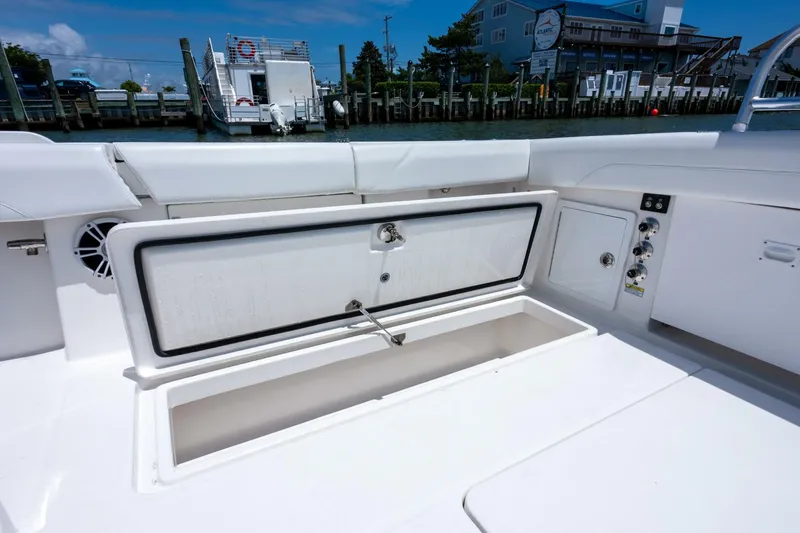 Slide: The Image of 37 Regulator 2022 Dave 27 - 5454898