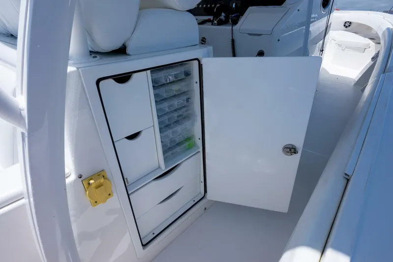 Slide: The Image of 37 Regulator 2022 Dave 29 - 5454900