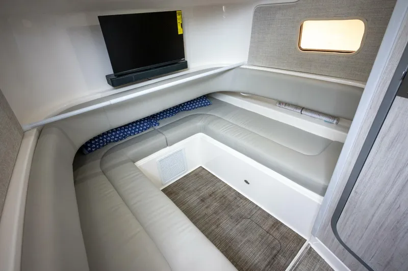 Slide: The Image of 37 Regulator 2022 Dave 53 - 5454924