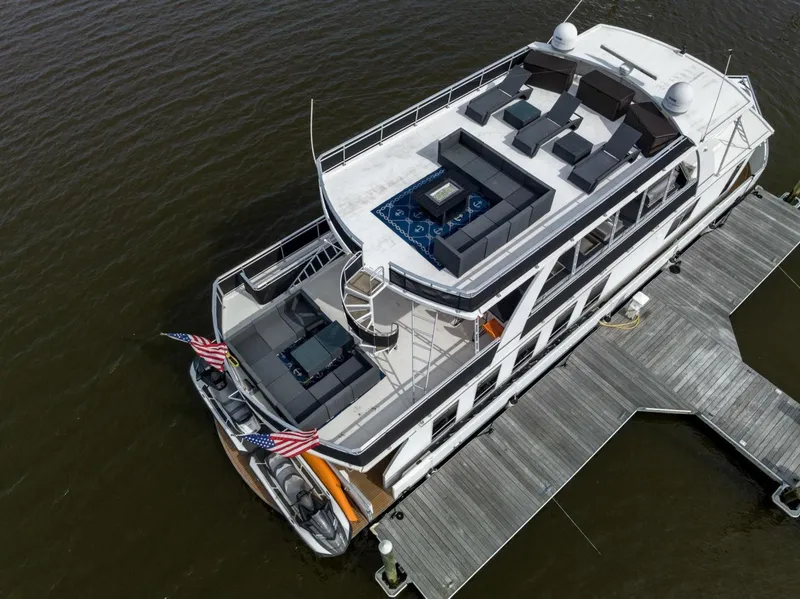 Slide: The Image of Fantasy 82 Coastal Yacht 2008 - 3637992