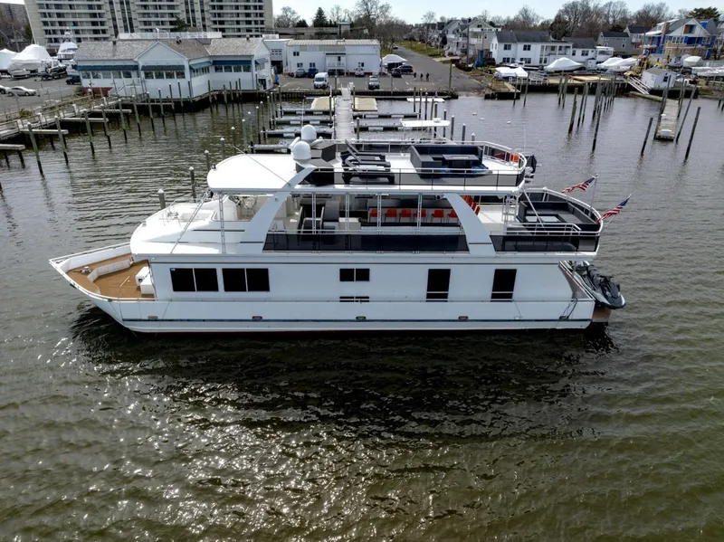 The Image of Fantasy 82 Coastal Yacht 2008 - 3637999