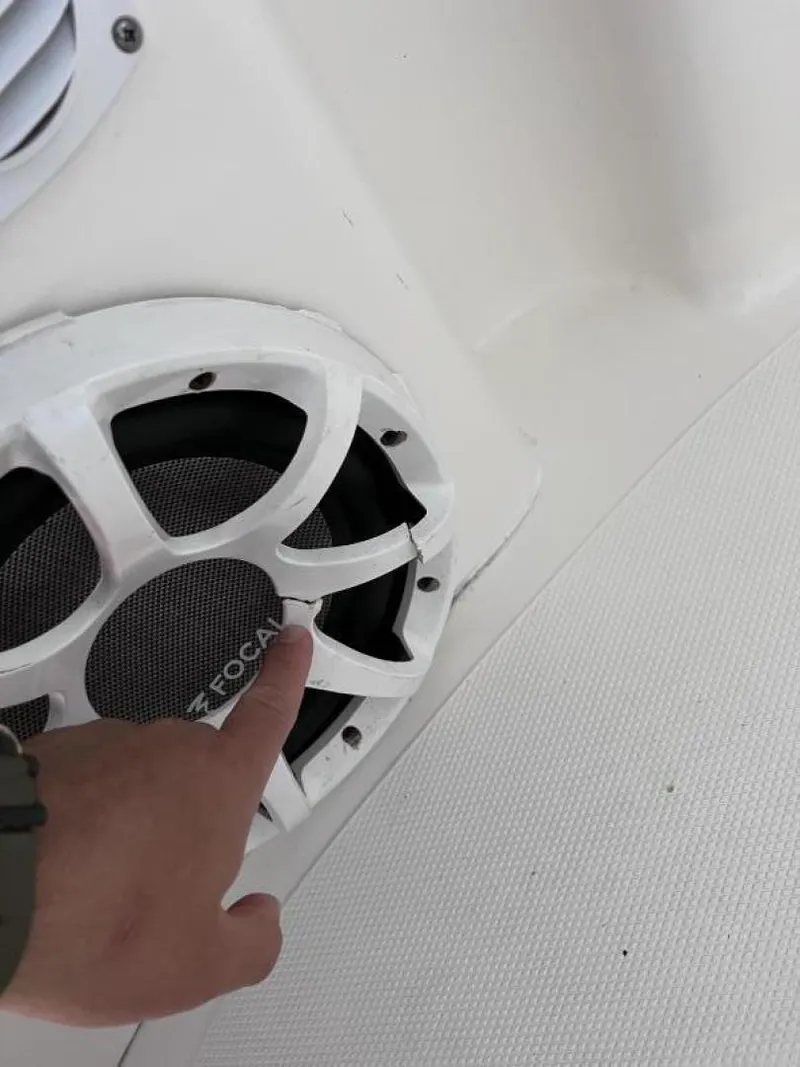 Slide: The Image of Sea Ray Sundancer 320 2005 - 3635103