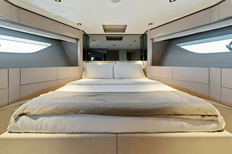 Slide: The Image of Ferretti 780 2023 - 3847893