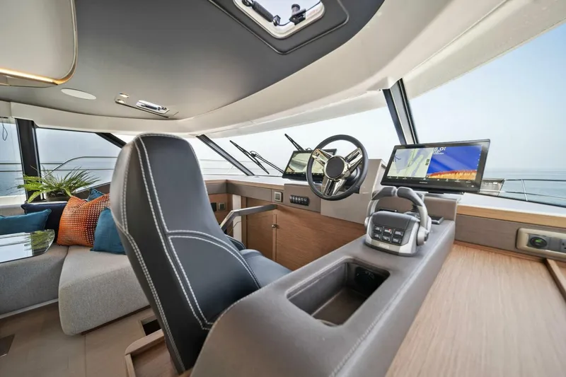 Slide: The Image of 2025 48 Prestige M48 Multihull  - 5109167