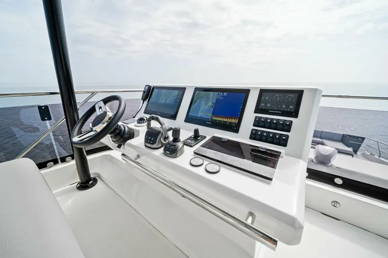 Slide: The Image of 2025 48 Prestige M48 Multihull  - 5109246