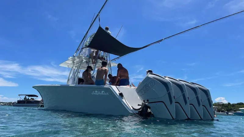 Slide: The Image of Sea Hunter 39 2022 - 3639310