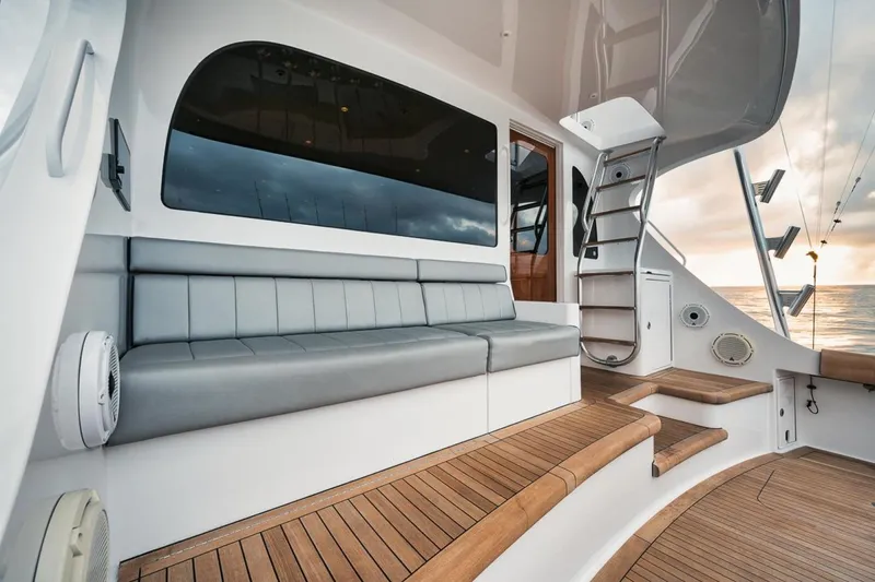 Slide: The Image of Hatteras Convertible GT59 2020 - 3665962