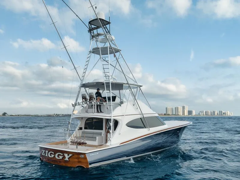 Slide: The Image of Hatteras Convertible GT59 2020 - 3666001
