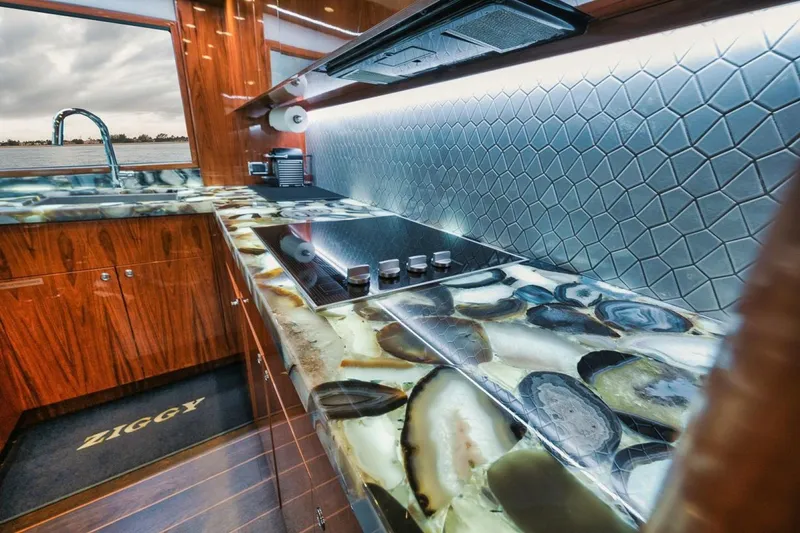 Slide: The Image of Hatteras Convertible GT59 2020 - 3665923