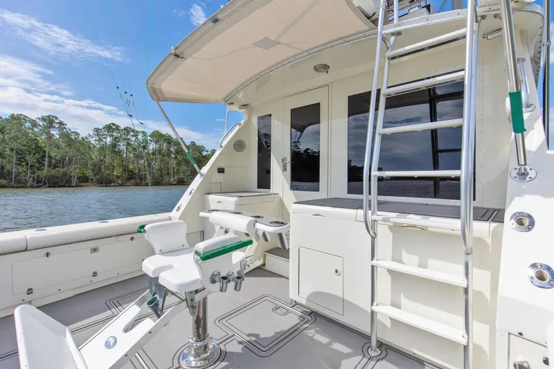 Slide: The Image of 1981 Bertram 42 Convertible Balls To The Wall Cockpit 2 - 3686944