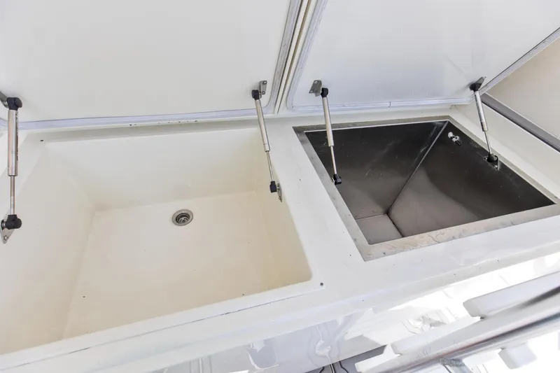 Slide: The Image of 1981 Bertram 42 Convertible Balls To The Wall Cockpit Freezer Drink Box - 3686947