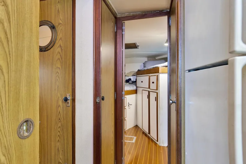 Slide: The Image of 1981 Bertram 42 Convertible Balls To The Wall Companionway - 3686910