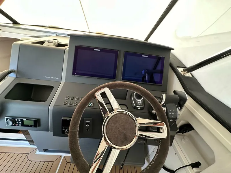 Slide: The Image of Nimbus T11 2023 - 4622868