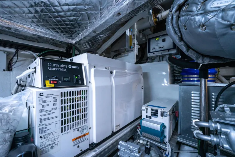 Slide: The Image of Pershing 8X 2021 - 3668160