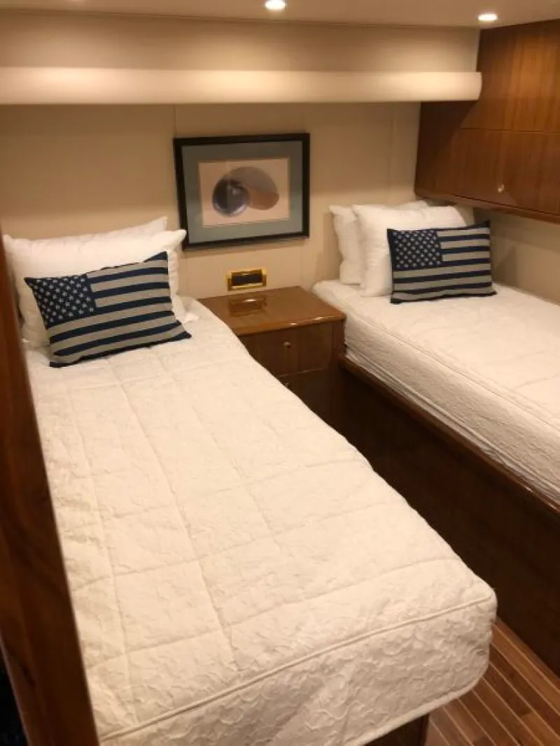 Slide: The Image of 2008 Viking 52 Sport Coupe She's All Hooked Up - 3669301