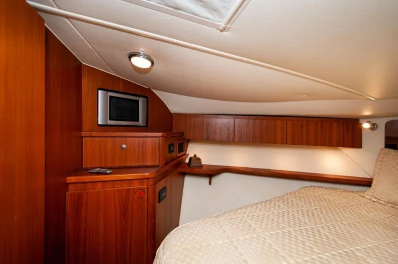 Slide: The Image of 2003 Tiara Yachts 4200 Open  Kingfisher Master SR - 3670304