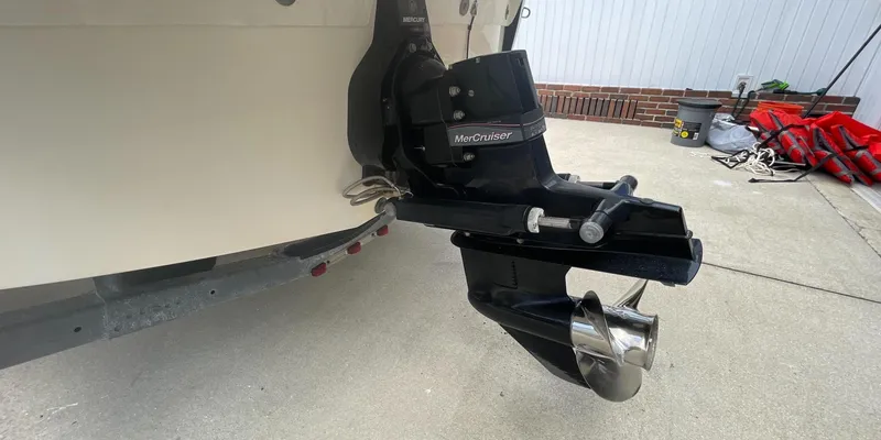 Slide: The Image of Sea Ray 190 Sport 2015 - 3671140