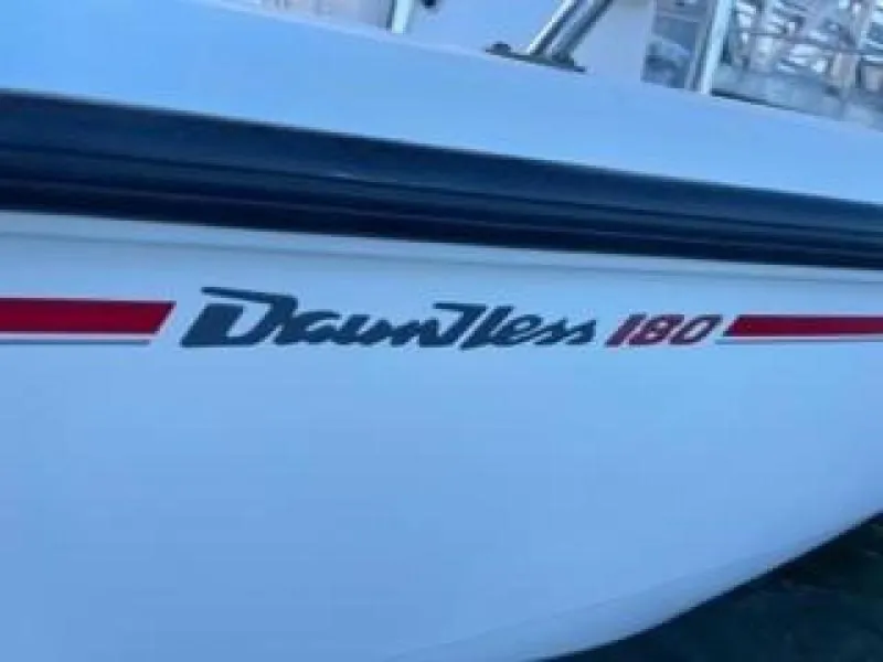 Slide: The Image of Boston Whaler Dauntless 180 2003 - 3672518