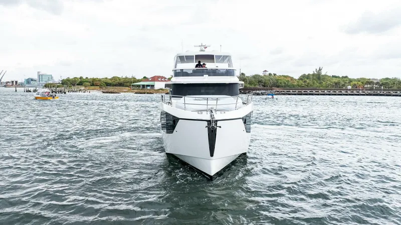 Slide: The Image of Absolute Navetta 68 2024 - 5215543