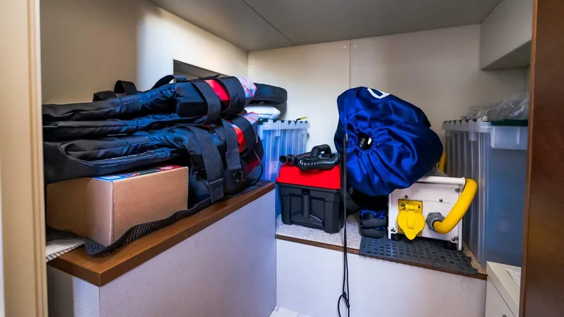 Slide: The Image of Absolute Navetta 68 2024 - 5215628