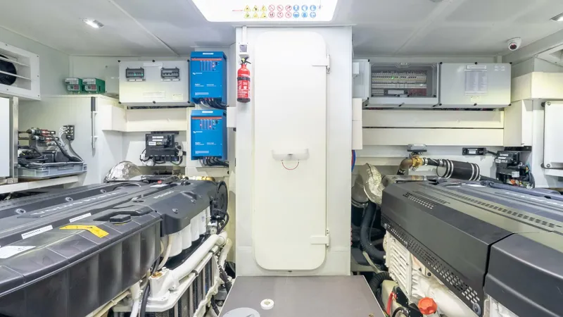 Slide: The Image of Absolute Navetta 68 2024 - 5215637