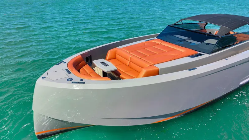 Slide: The Image of VQ 45 Exterior  - 3686770