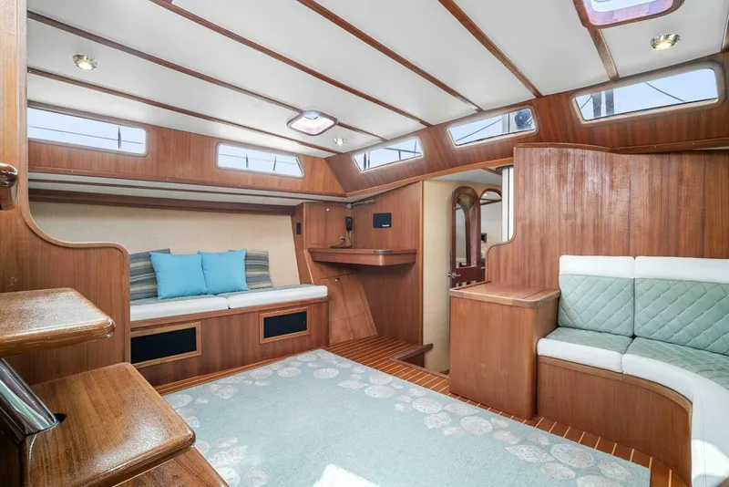 Slide: The Image of Pearson 530 1981 - 3929648