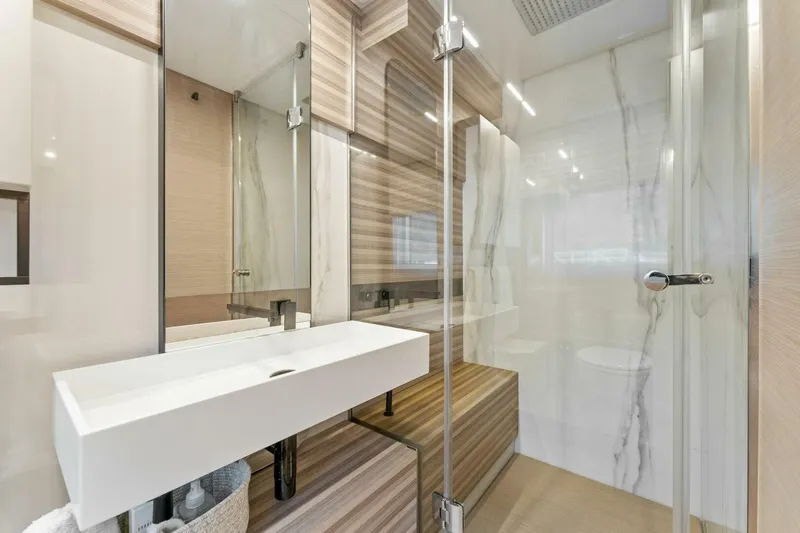 Slide: The Image of Ferretti 670 2020 - 5647556