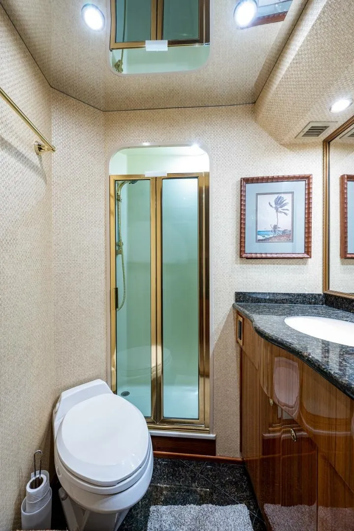 Slide: The Image of Head 2005 Viking 74 Convertible - Reel Estate - 7658391
