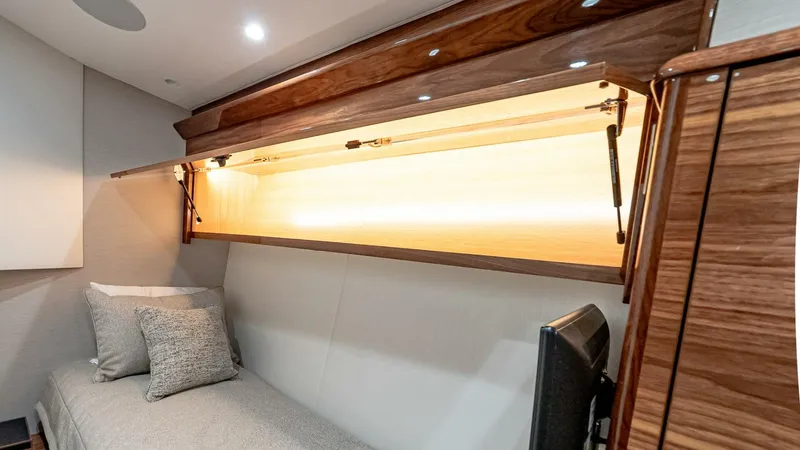 Slide: The Image of Viking 64 Convertible 2026 - 5696442