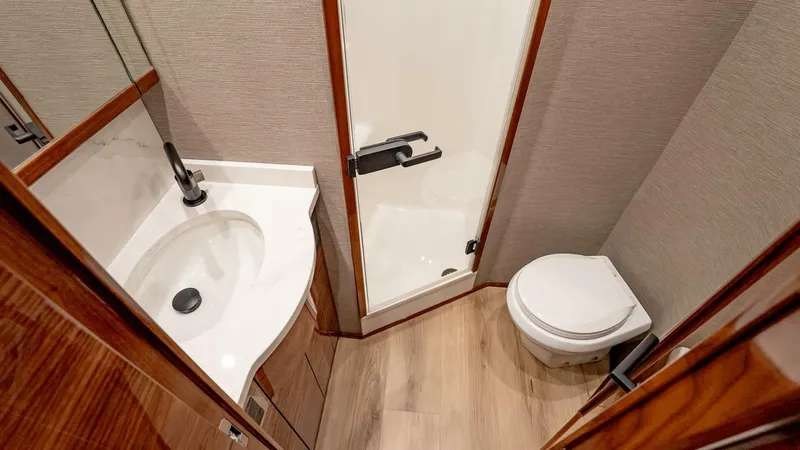 Slide: The Image of Viking 64 Convertible 2026 - 5696444