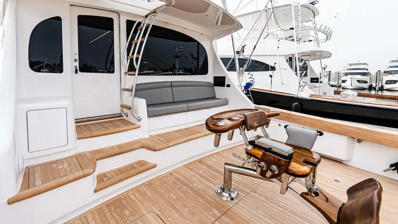 Slide: The Image of Viking 64 Convertible 2026 - 5696370