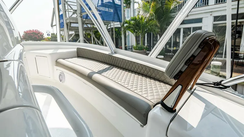 Slide: The Image of Viking 64 Convertible 2026 - 5541547