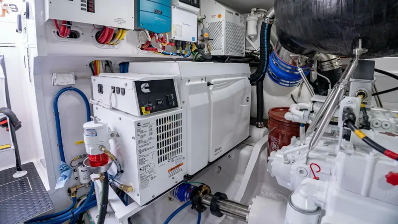 Slide: The Image of Viking 64 Convertible 2026 - 5696447