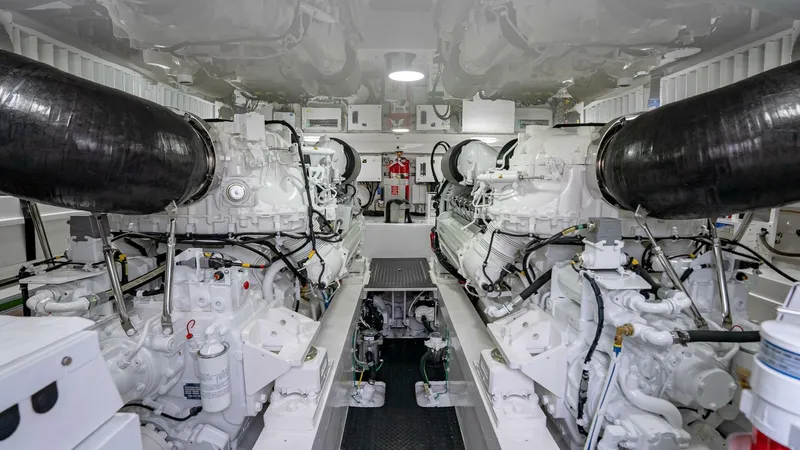 Slide: The Image of Viking 64 Convertible 2026 - 5696453