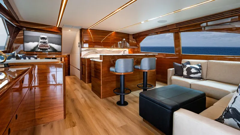 Slide: The Image of Viking 64 Convertible 2026 - 5541565