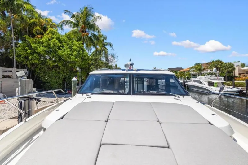 Slide: The Image of Absolute 48 Coupe 2022 - 3703442