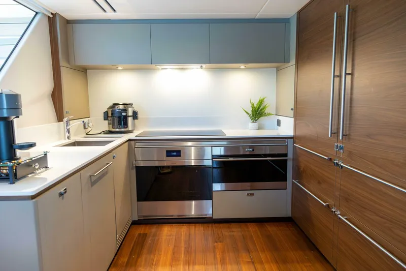 Slide: The Image of Princess X95 2021 - 3751354