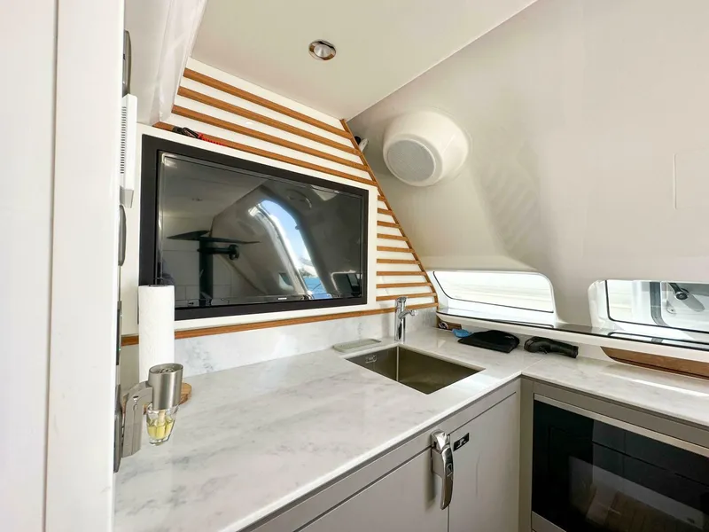 Slide: The Image of Princess X95 2021 - 3751291