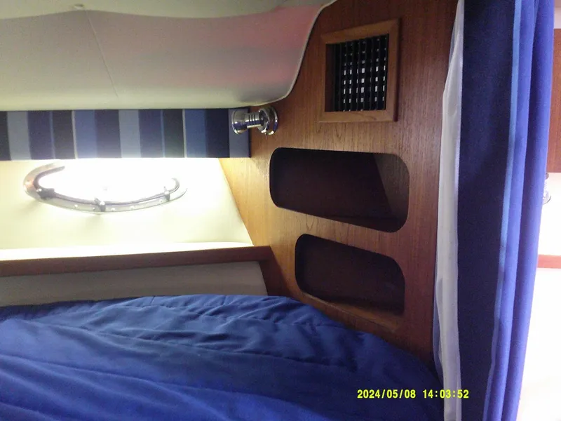 Slide: The Image of Tiara 3100 Open Berth - Additional Storage - 3706486